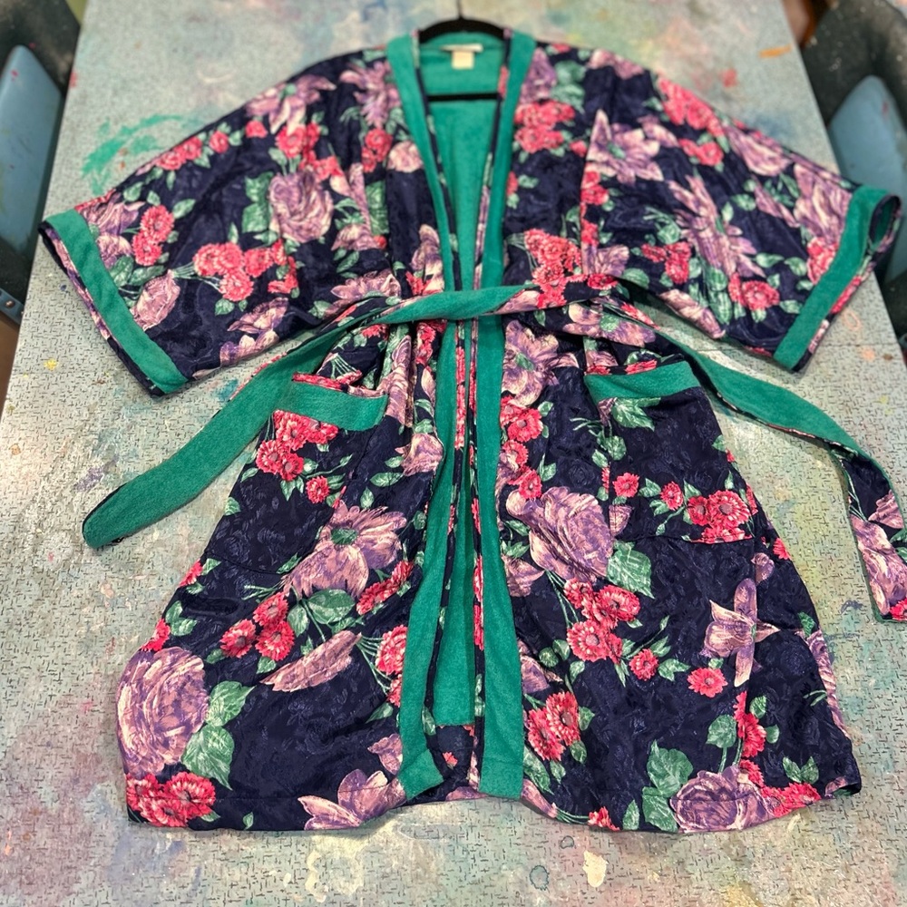 Vintage Terry Interior Robe - Picture 2 of 14